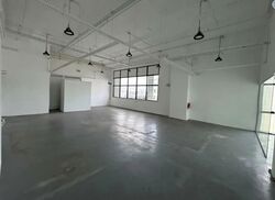 Hh @ Kallang (D13), Factory #582238911